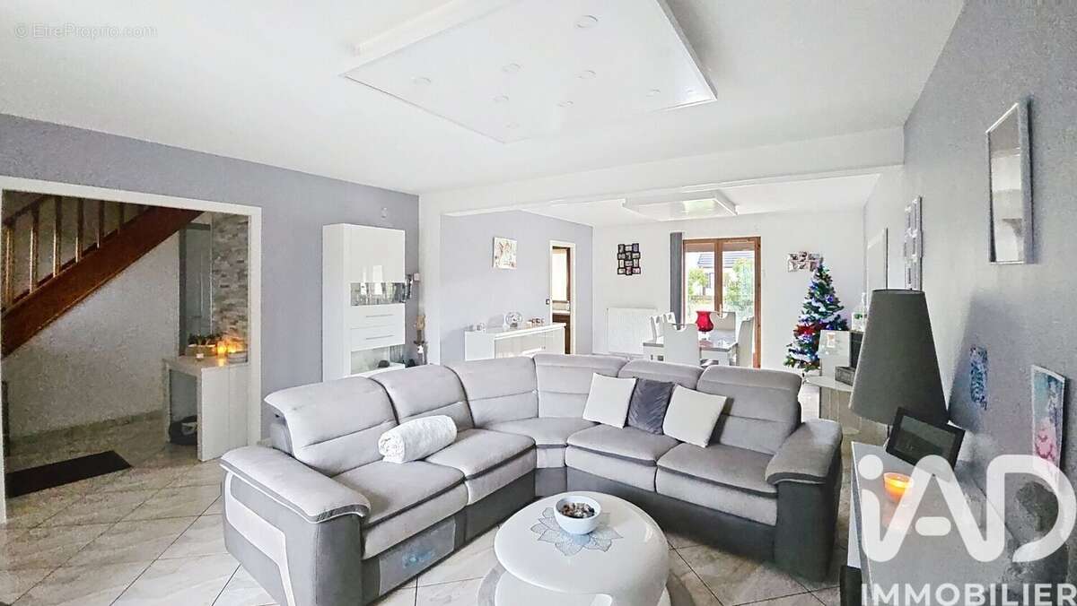 Photo 4 - Maison à TREMBLAY-EN-FRANCE