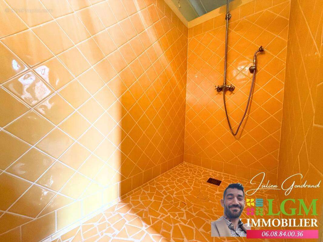 Appartement à AIGUES-MORTES