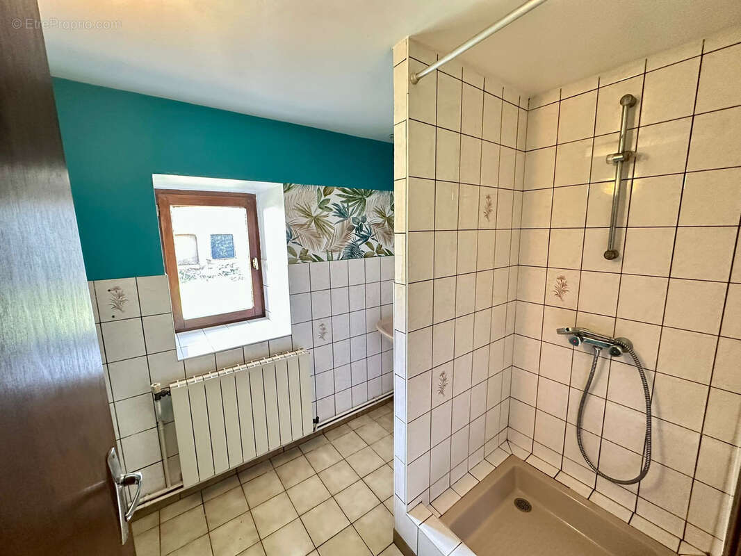 Maison à BEULOTTE-SAINT-LAURENT