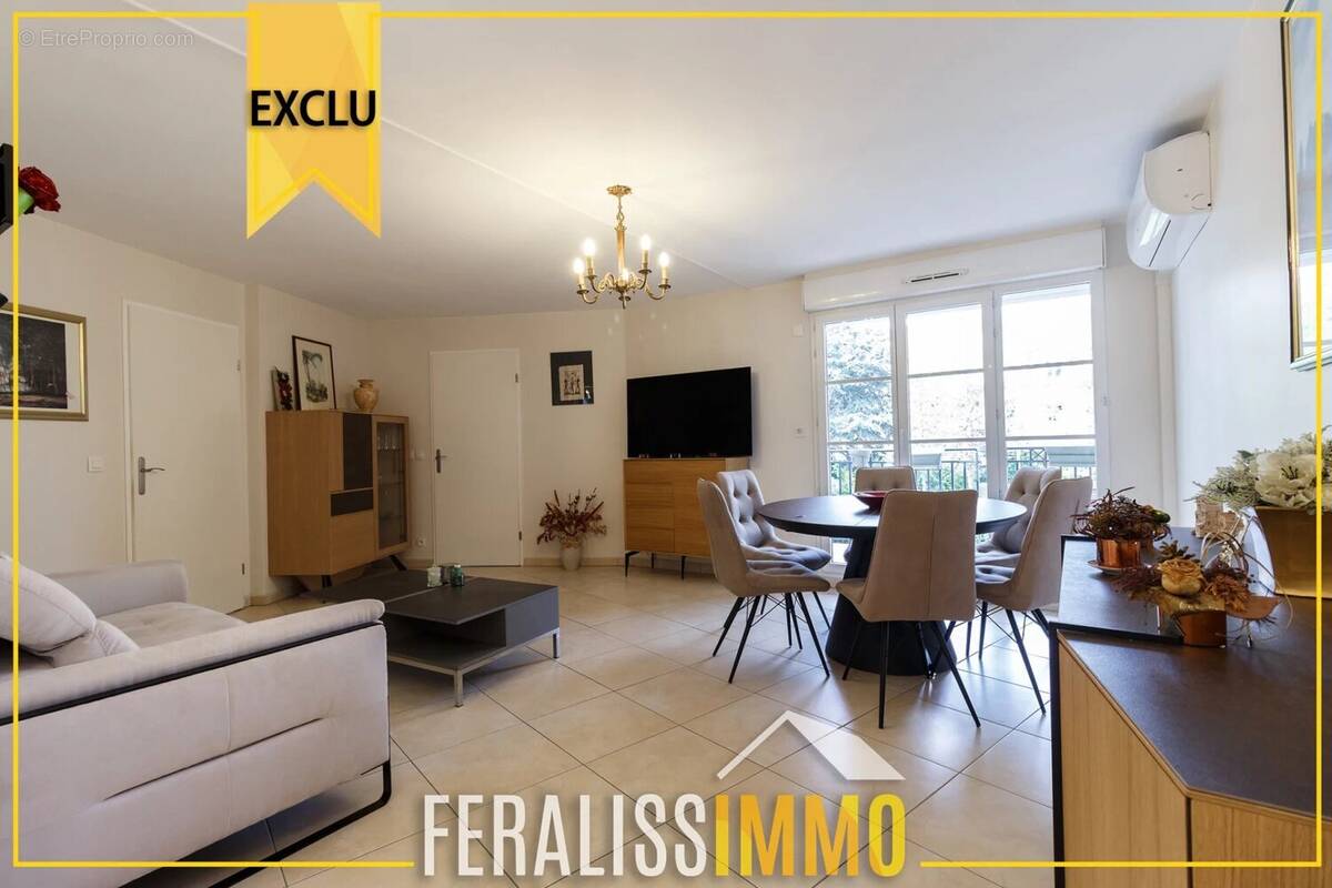 Appartement à VAUREAL