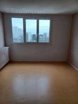 Appartement à MONS-EN-BAROEUL