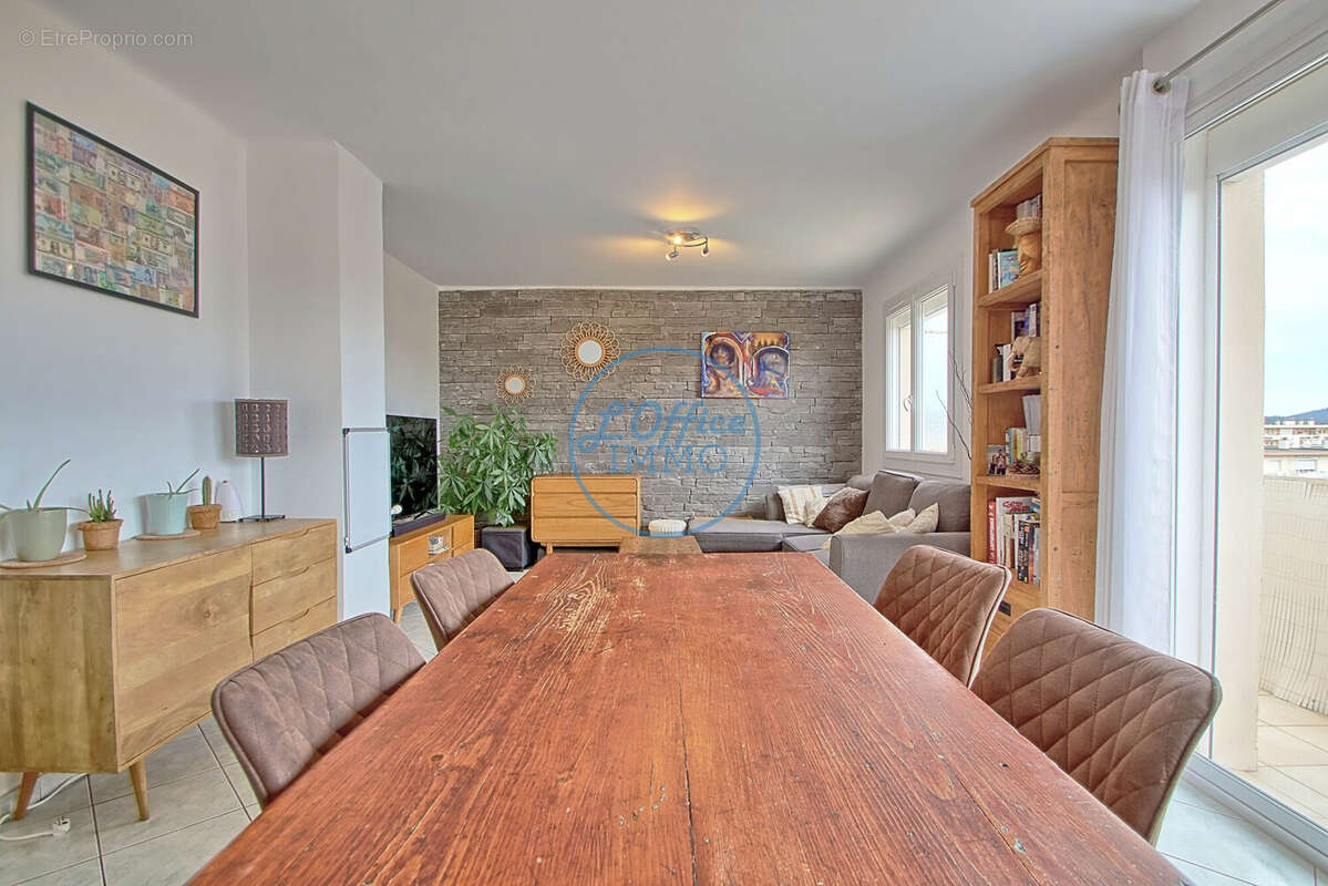Appartement à LA GARDE