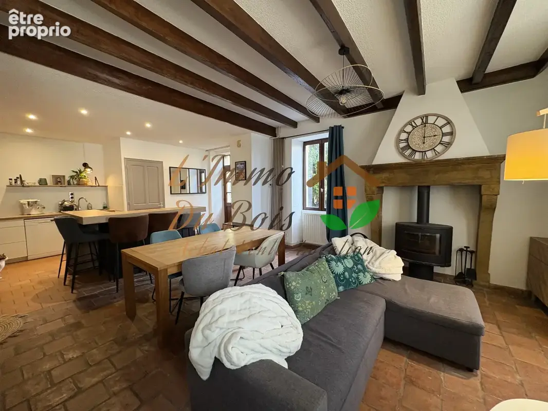 SAINT BARTHELEMY DE VALS - Maison de village d’environ 105 m2   4 chambres - photo 4