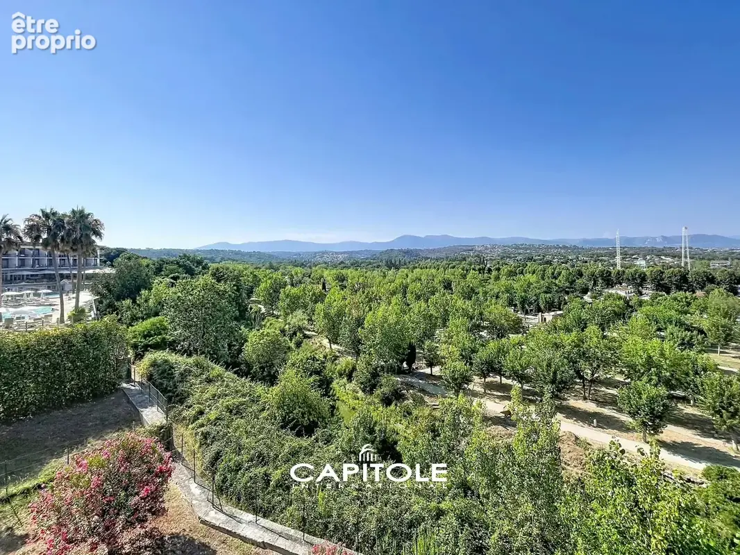Antibes – Appartement d’exception 4 pièces de 159 m² en dernier étage – Vue mer et montagnes – Grande terrasse – Piscine – Doubl - photo 25