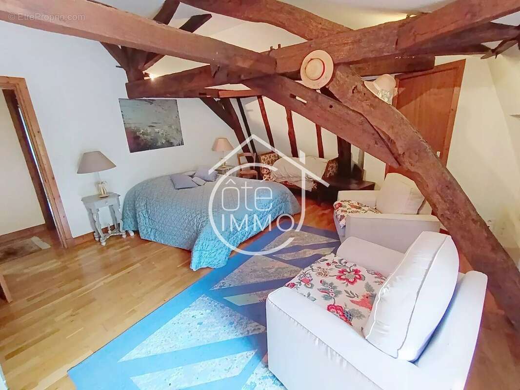 PRIGONRIEUX : Charmante propriété de 348m²  avec piscine - photo 7