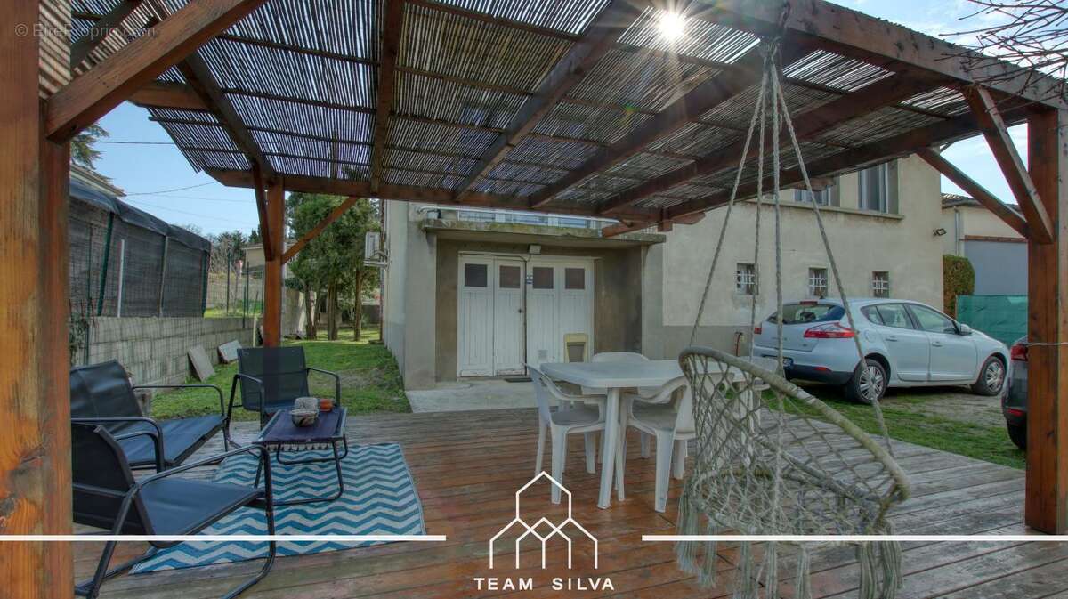 Maison à ROUSSILLON