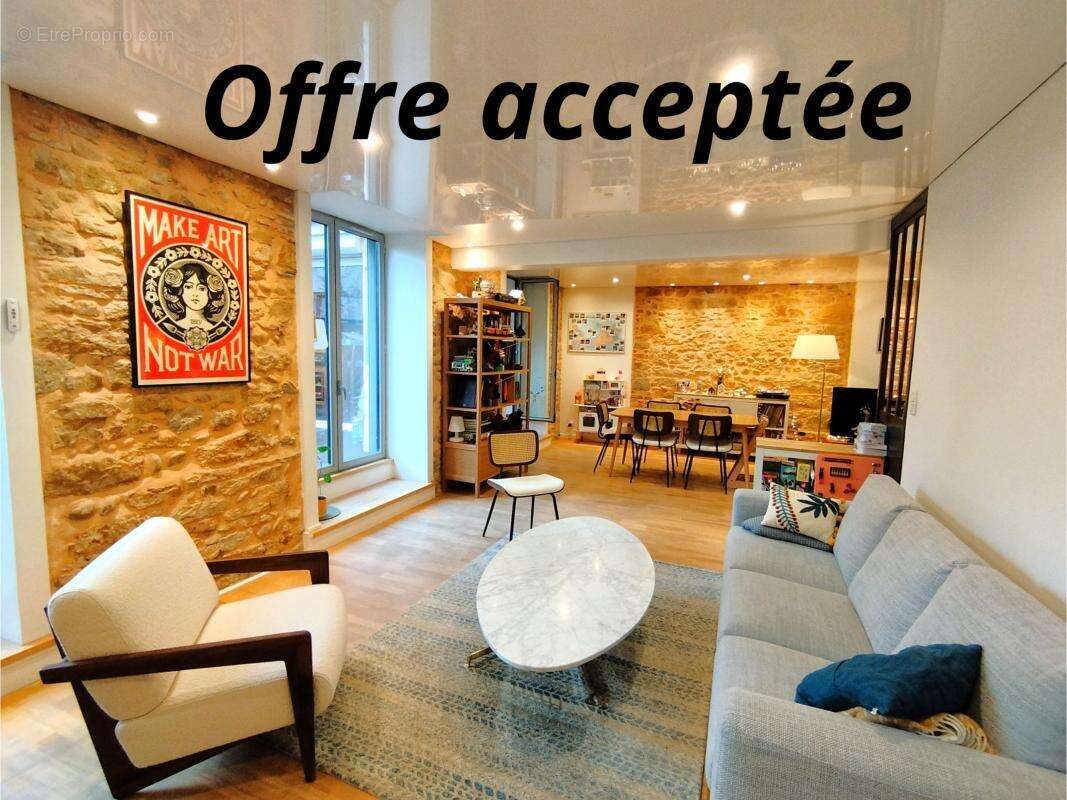 Appartement à NEUVILLE-SUR-SAONE