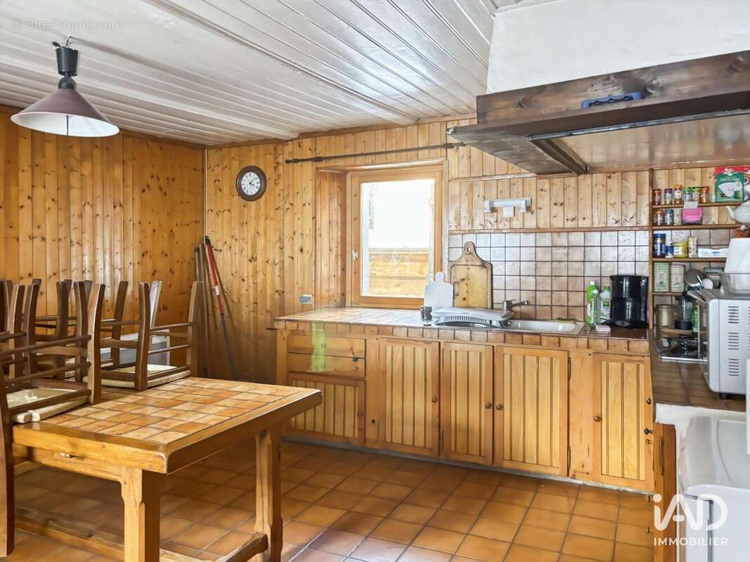 Maison 135 m² à Montriond  - photo 5