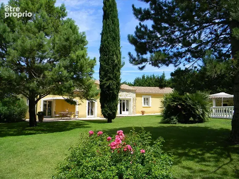 Maison à MONTELIMAR