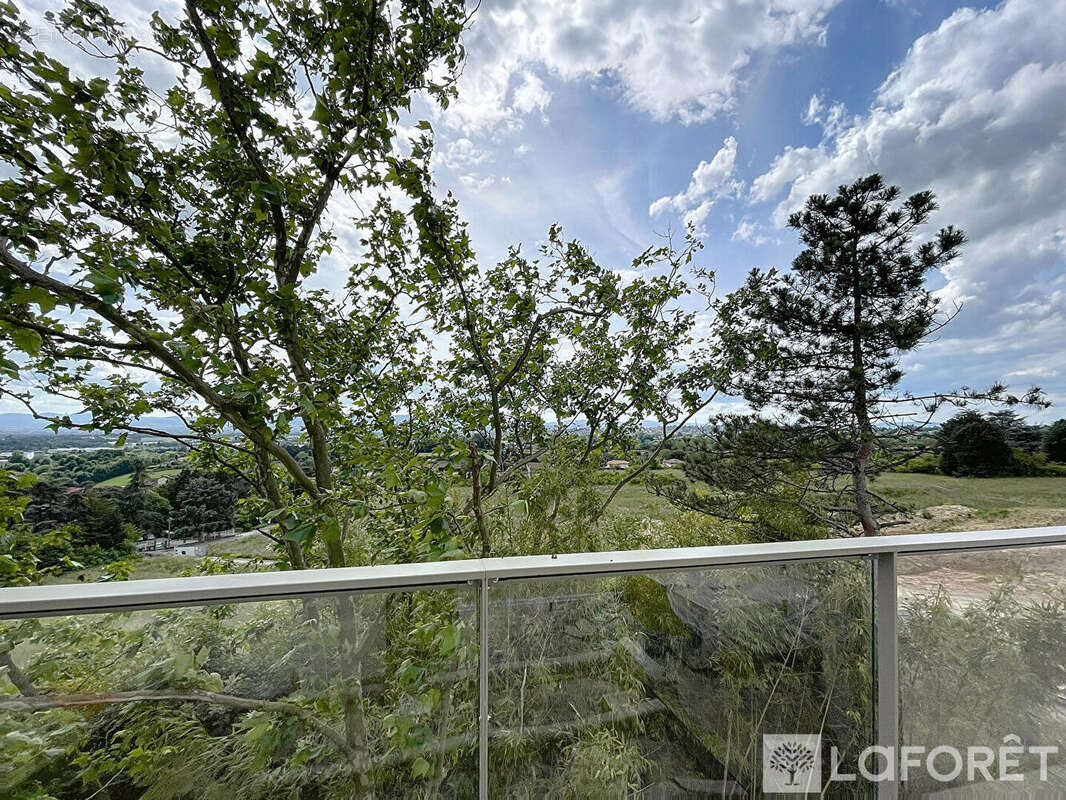 Appartement à SAINT-DIDIER-AU-MONT-D&#039;OR