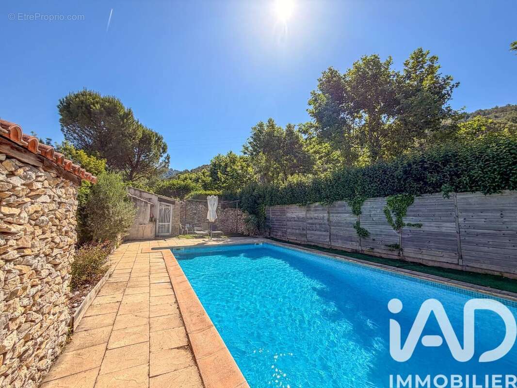 Photo 7 - Maison à CARNOUX-EN-PROVENCE