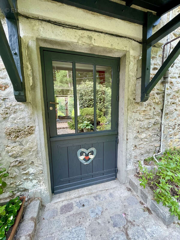 Maison à LES MESNULS