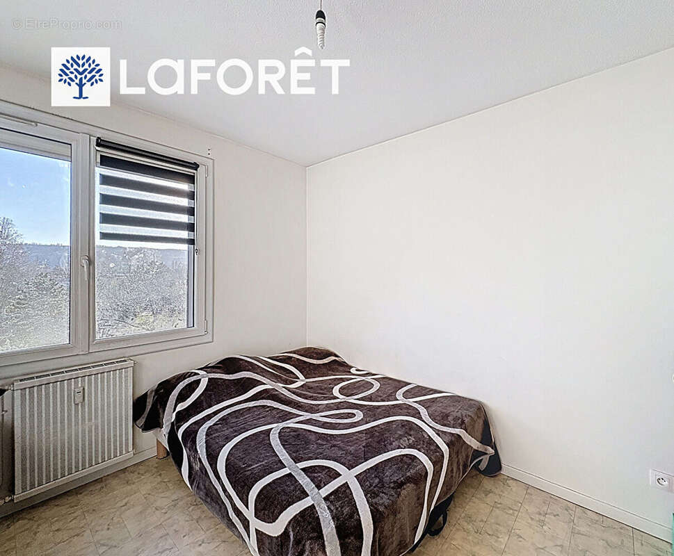 Appartement à BOURGOIN-JALLIEU