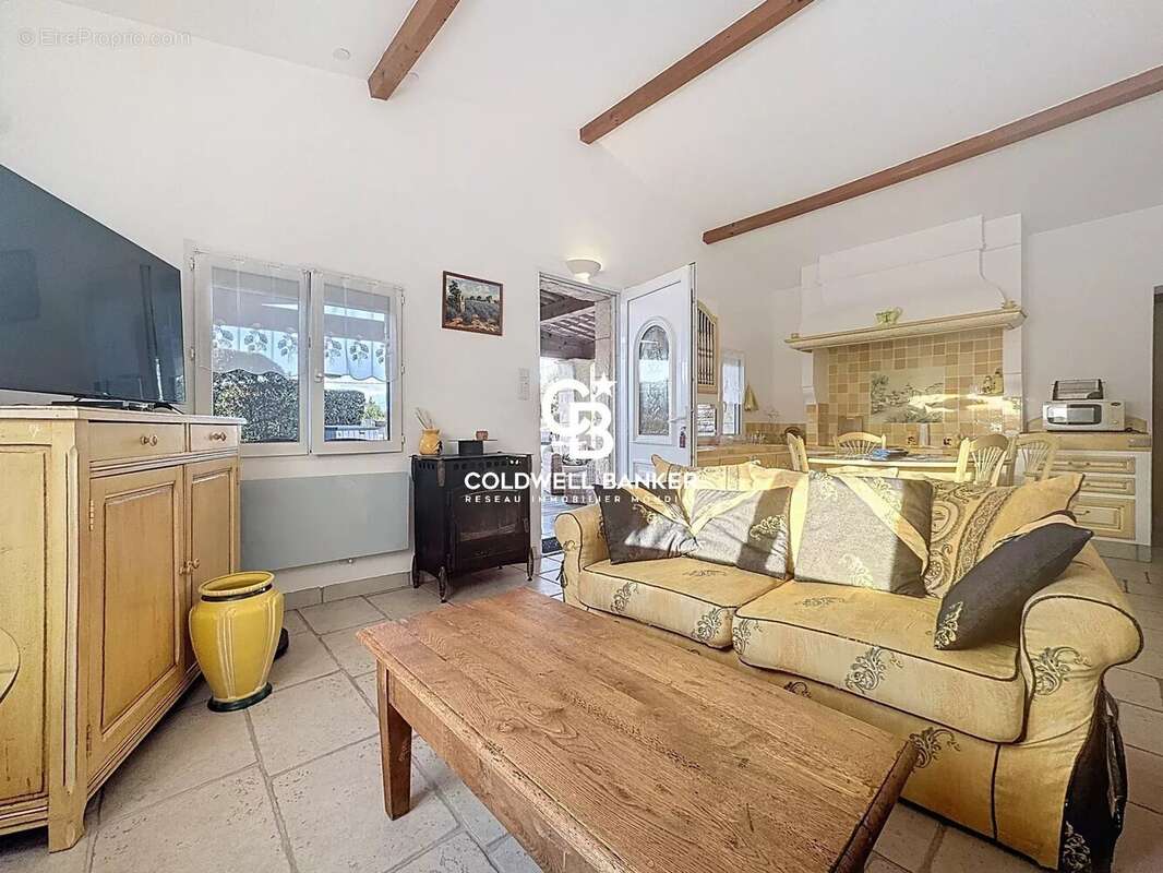 Maison à LES ADRETS-DE-L&#039;ESTEREL