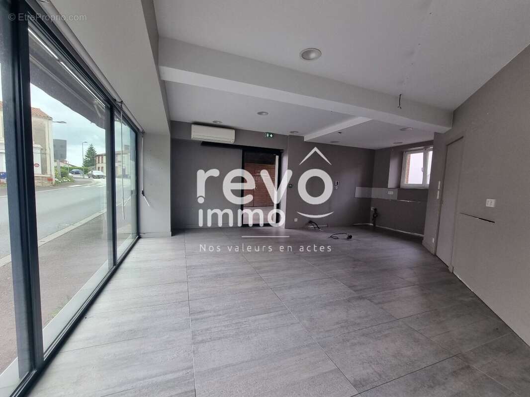 Maison à SAINT-REMY-EN-MAUGES