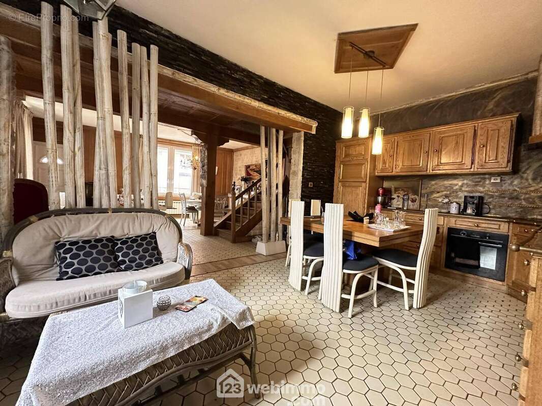 Maison 196 m² à Crecy-Sur-Serre  - photo 33