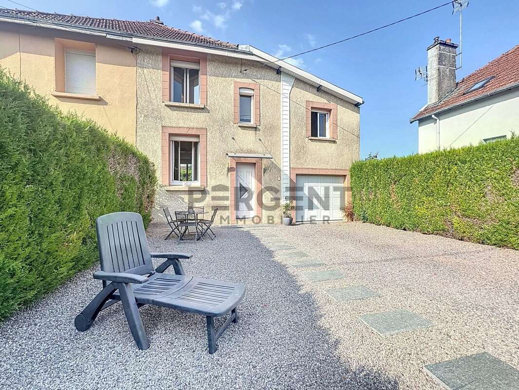 Maison à CHARLEVILLE-MEZIERES