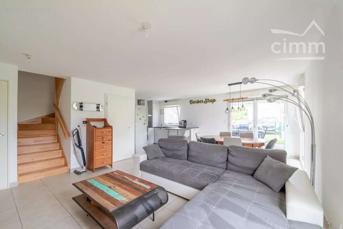 Appartement à DOMMARTIN