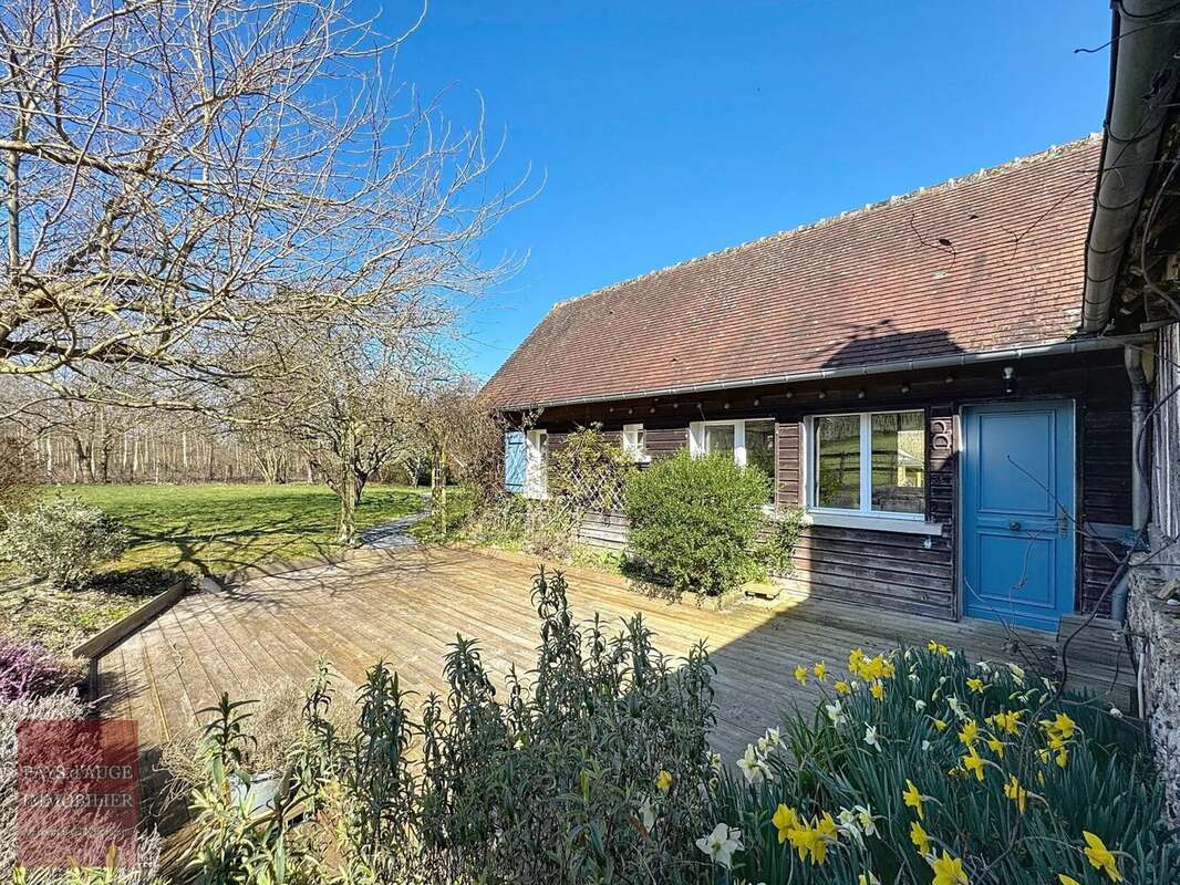 Maison à SAINT-GEORGES-EN-AUGE