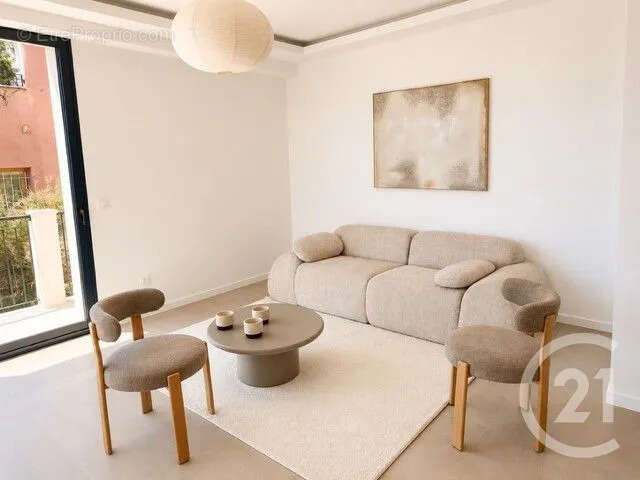 Appartement à ROQUEBRUNE-CAP-MARTIN