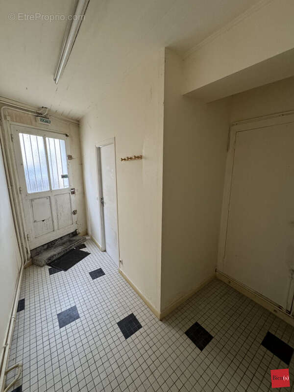 Appartement à COSSE-LE-VIVIEN