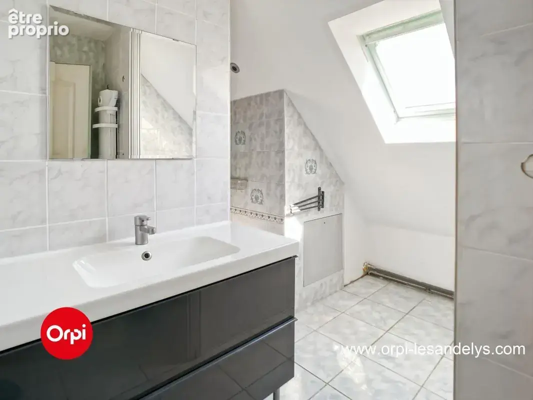 Maison À Vendre 5 chambres au calme Proche Tourny - photo 12