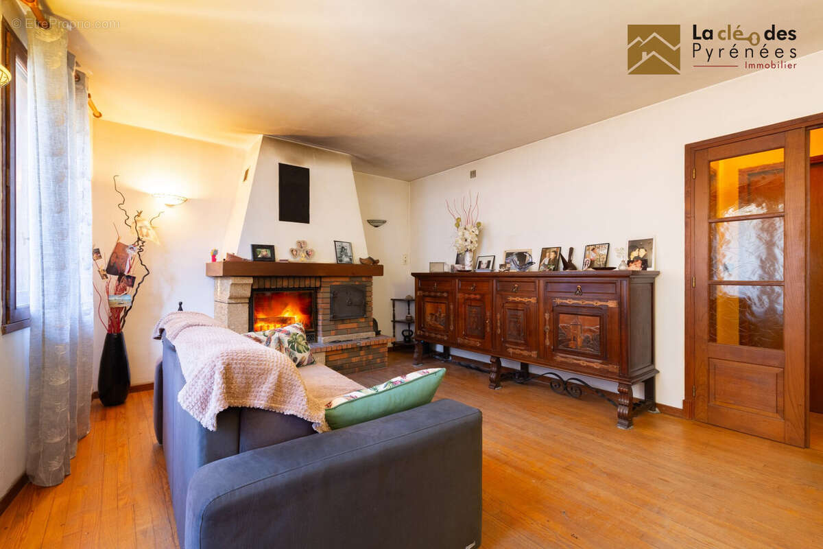 Maison à SARRANCOLIN