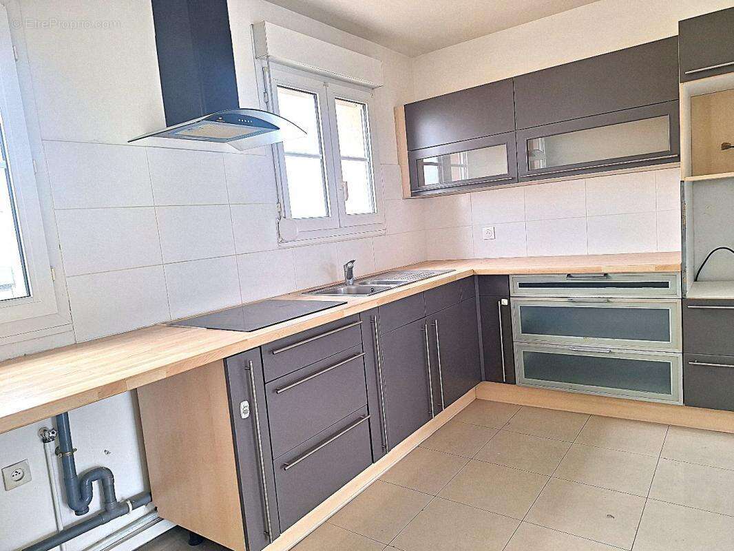 Appartement à BONNEUIL-SUR-MARNE