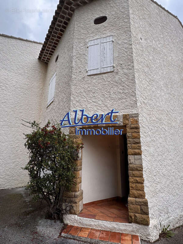 Maison à LE CASTELLET