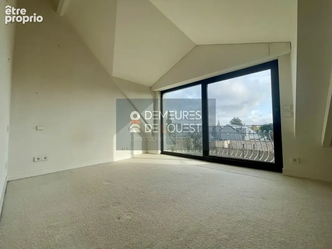 Vannes - CLISCOUET - CONLEAU - Elégante longère  - 257 m2   Annexe en pierre   Jardin clos de 835m2 - photo 10