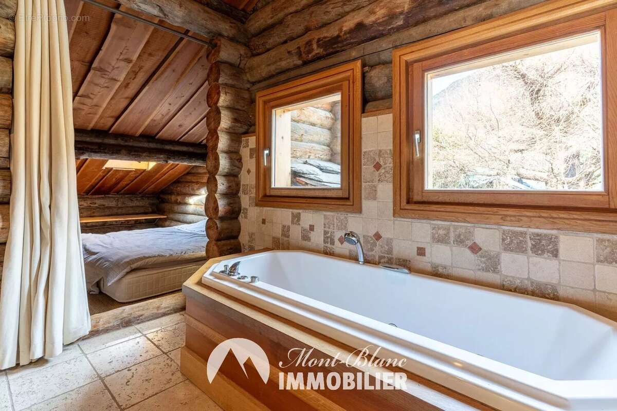 Maison à LES HOUCHES