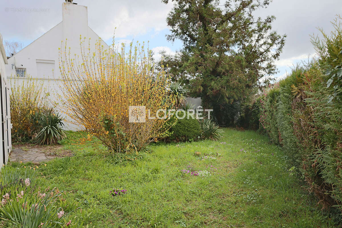 Maison à OZOIR-LA-FERRIERE