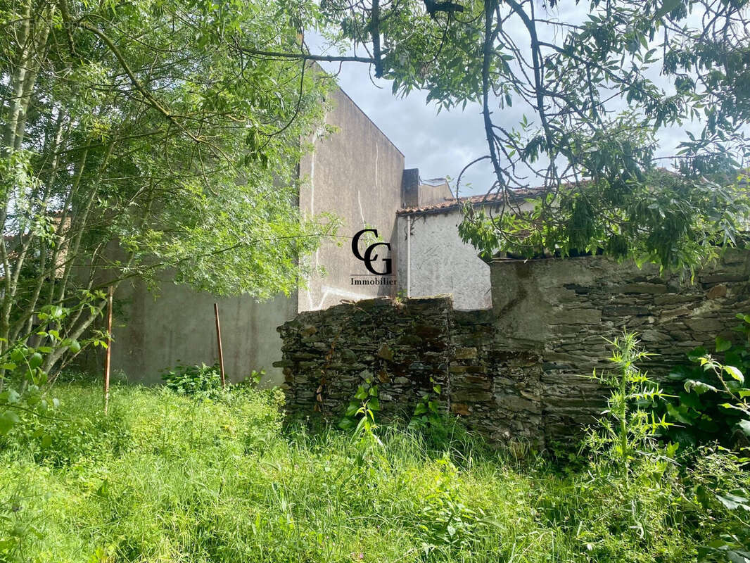 Maison à LA HAIE-FOUASSIERE