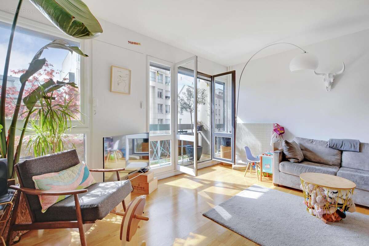 Photo 2 - Appartement à PARIS-11E