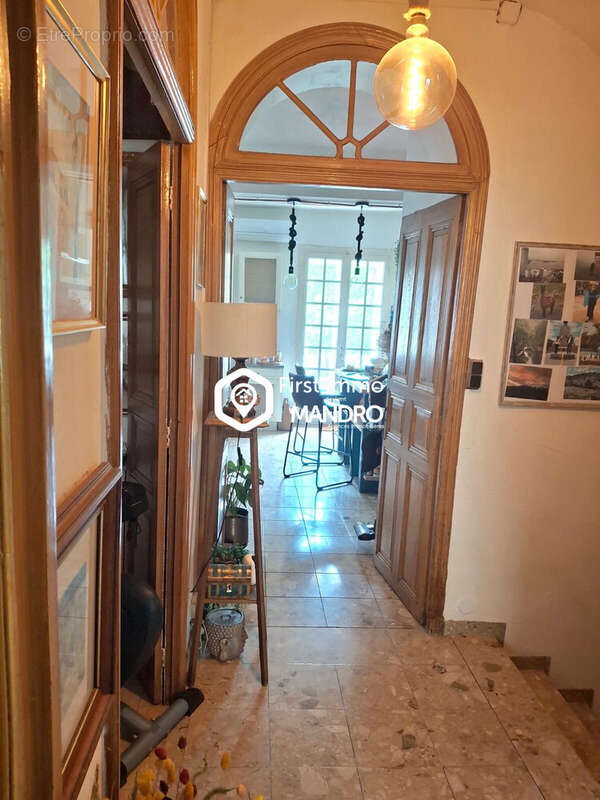 Maison à MAURY