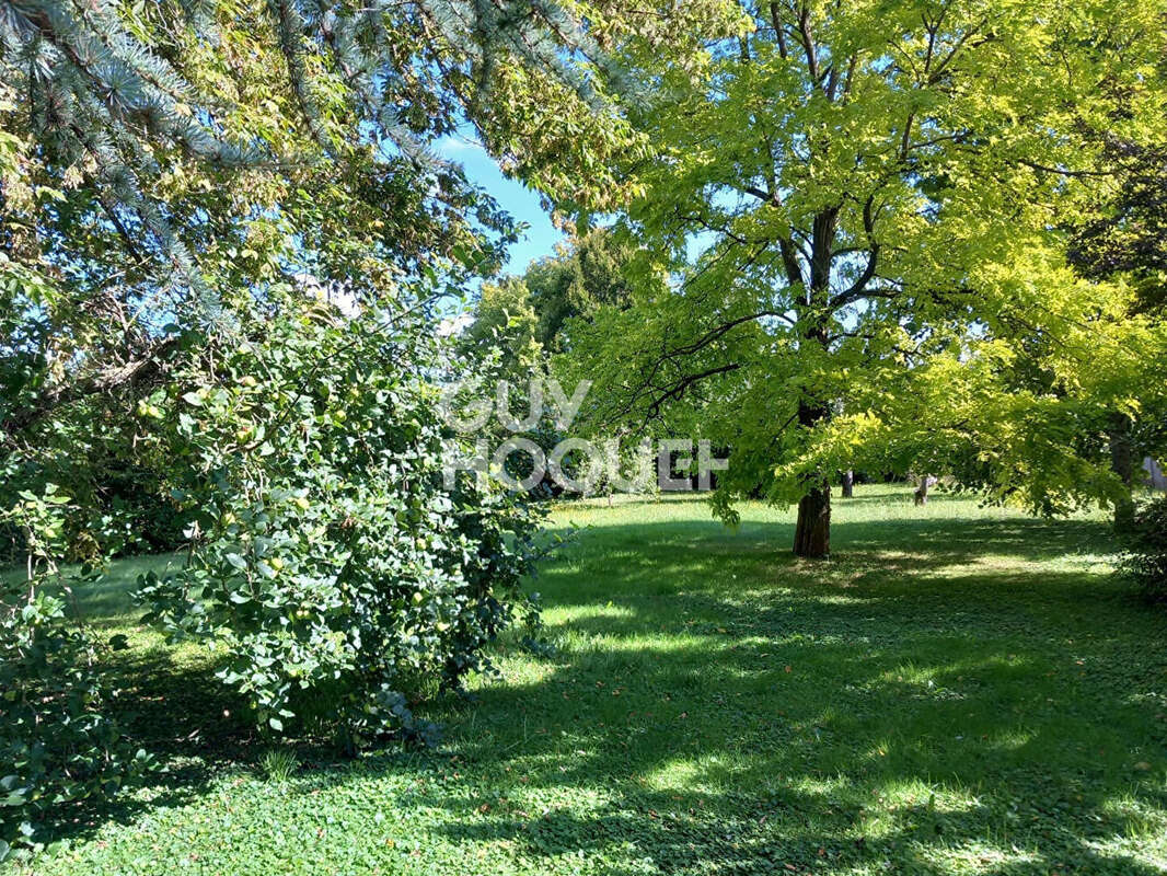 Maison à PONT-SUR-YONNE