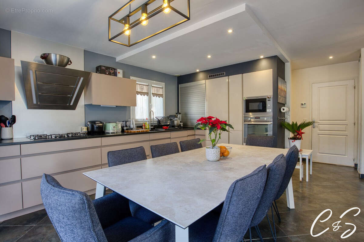 Maison à ERGUE-GABERIC