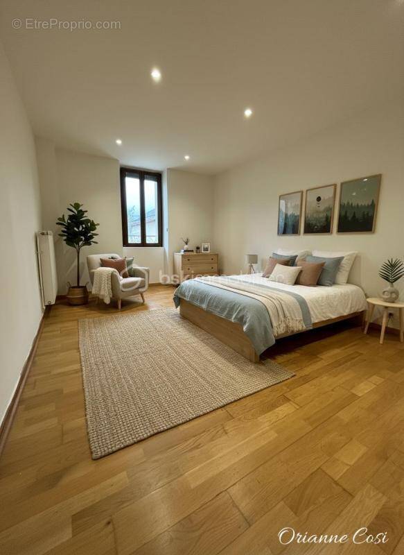 Maison à LA MOTTE-D'AVEILLANS