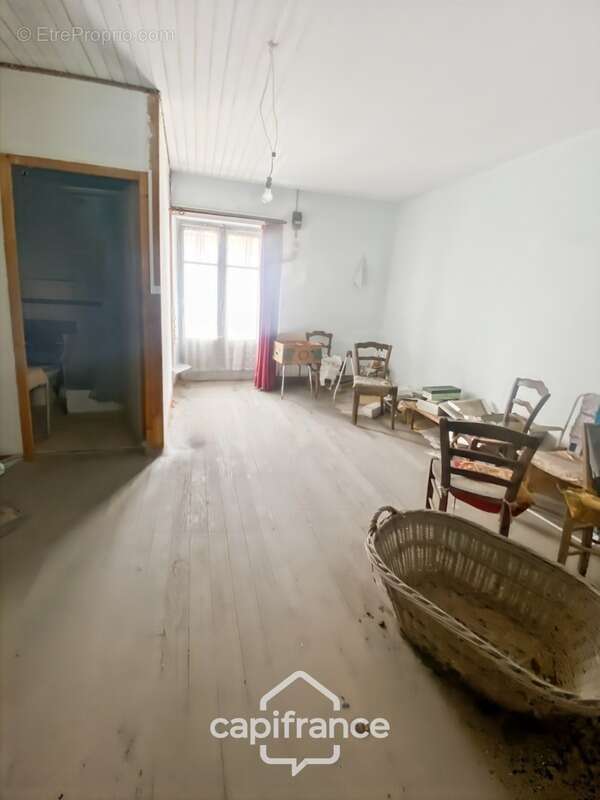 Appartement à CUISEAUX