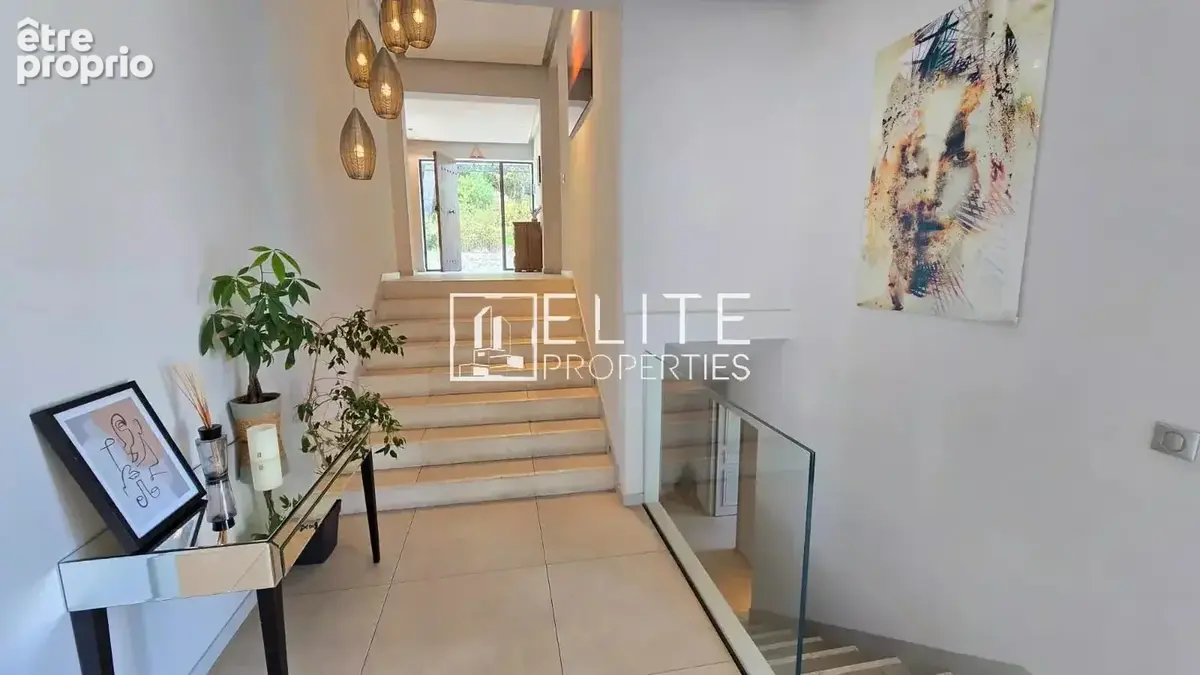 Maison 7 pièces de 203 m² + piscine – peymeinade - photo 11