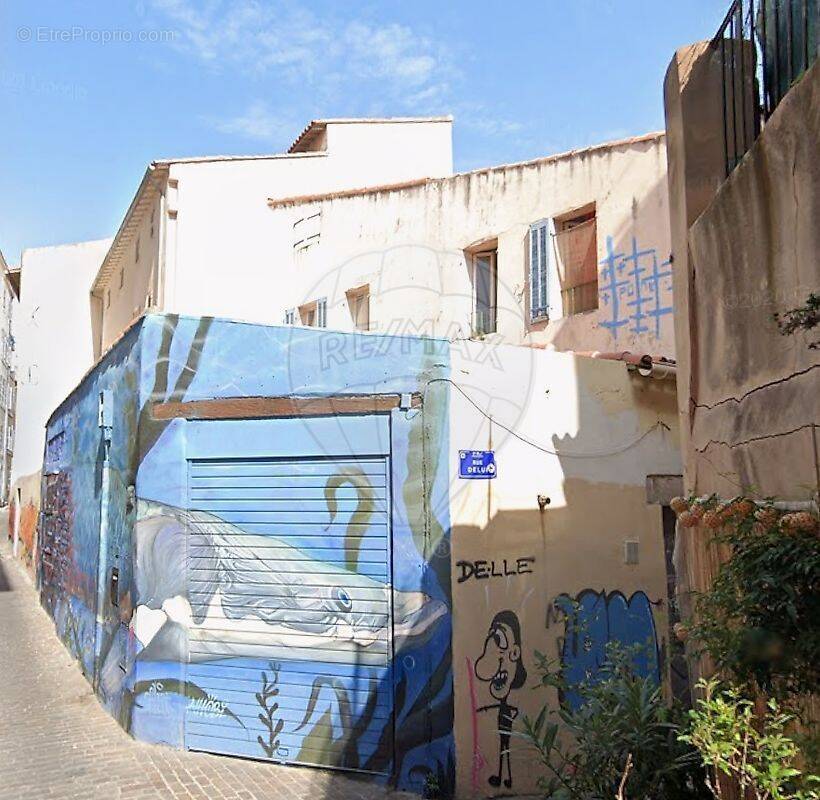 Appartement à MARSEILLE-2E