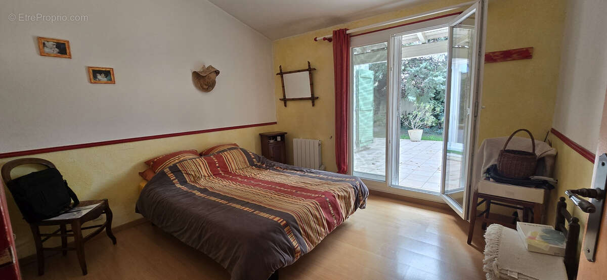 Maison à MORIERES-LES-AVIGNON
