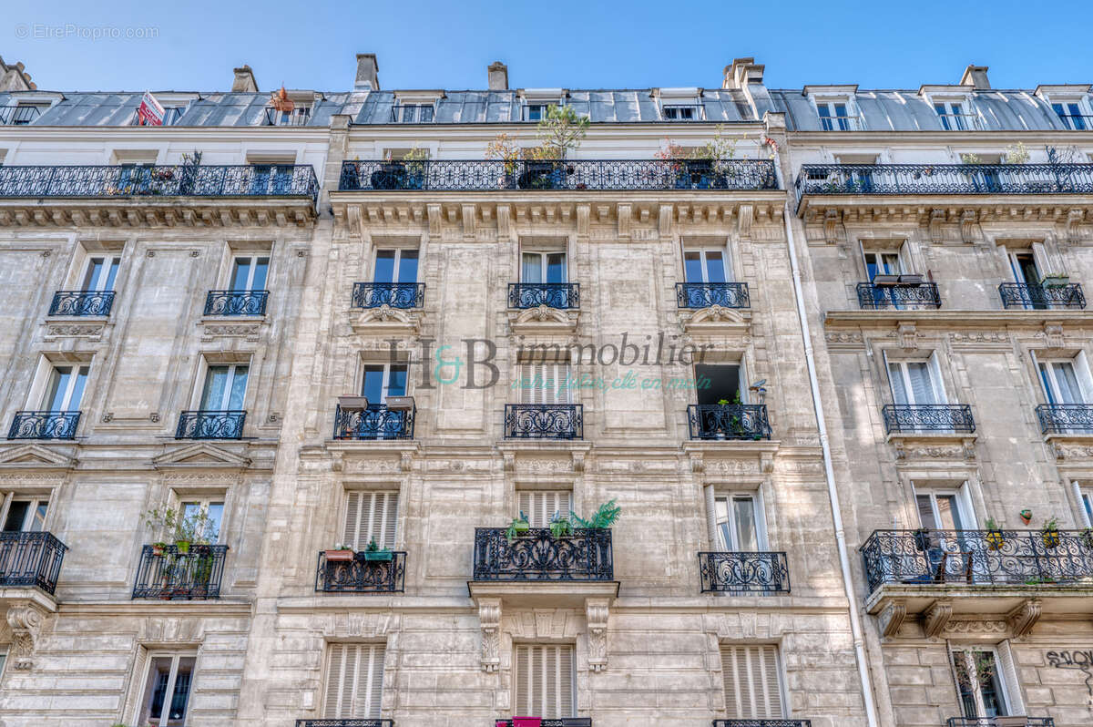 Appartement à PARIS-11E