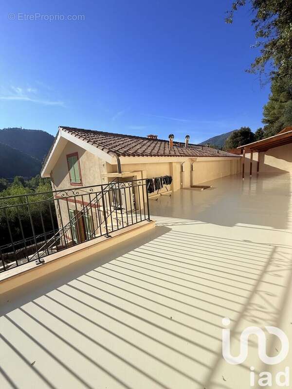 Photo 2 - Maison à GILETTE