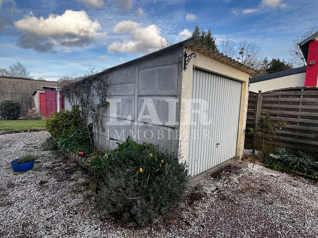 Maison à LA FERRIERE-AUX-ETANGS