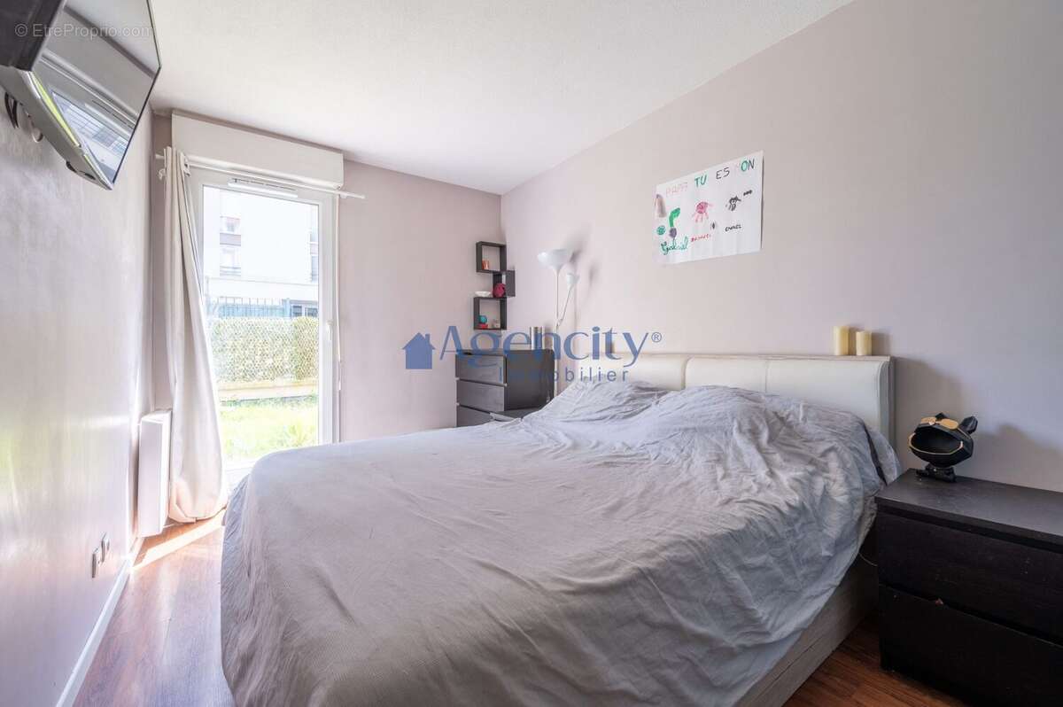 Appartement à LOGNES