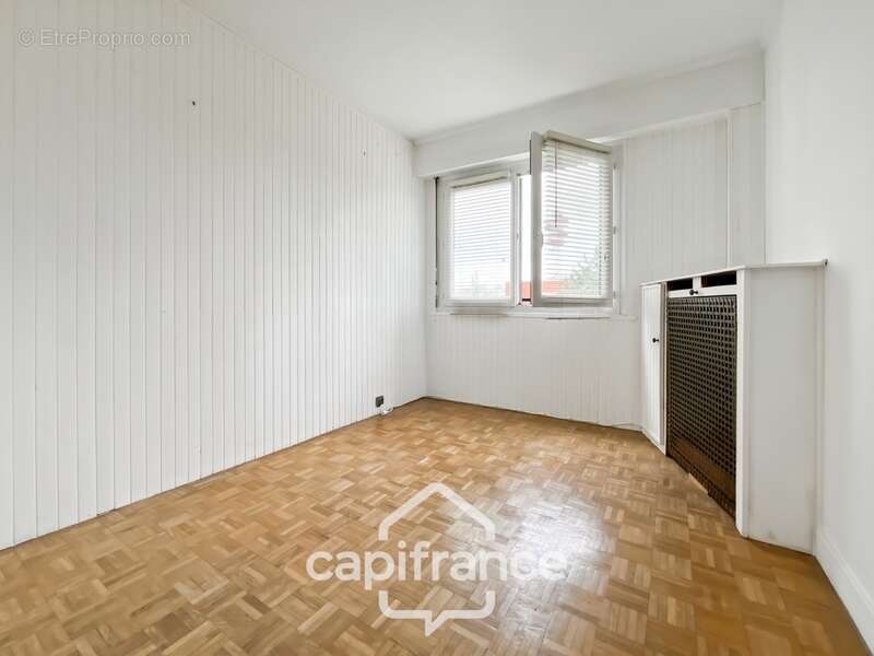 Appartement à CHENNEVIERES-SUR-MARNE