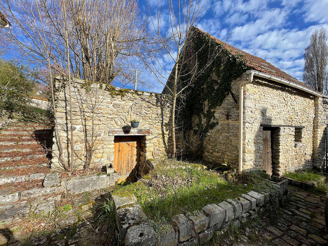 Maison à SACLAS