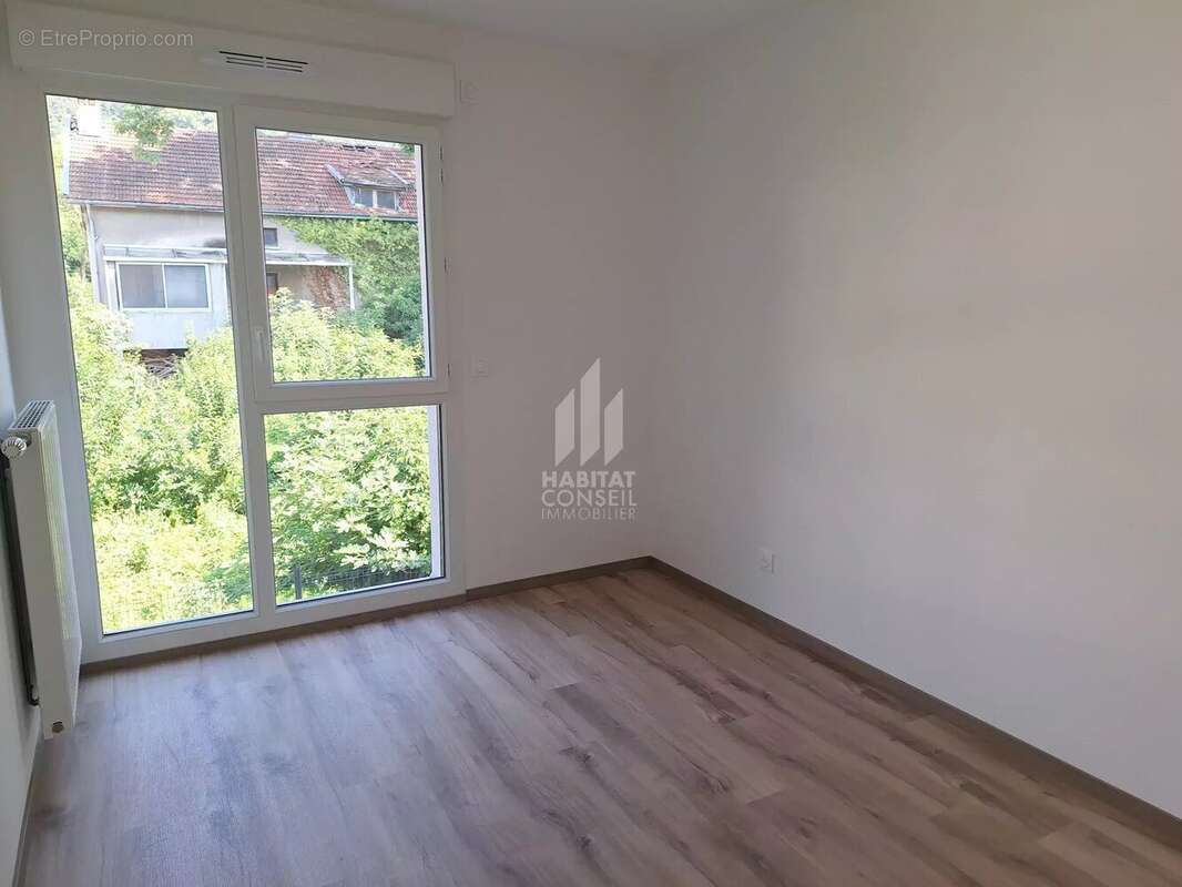 Appartement à CORENC