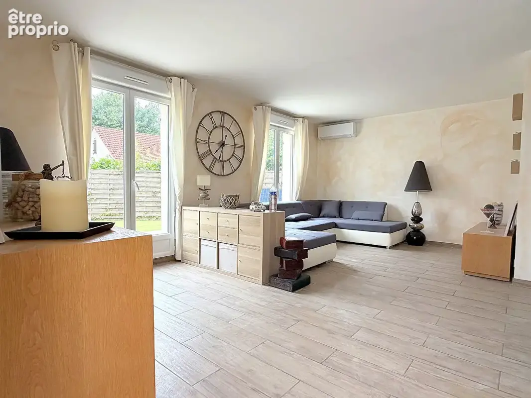 Maison Voisins Le Bretonneux 6 pièce(s) 135 m2 - photo 8